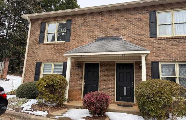 3-Bedroom Townhome Just Minutes From Downtown Hickory! photos photos 3-Bedroom Townhome Just Minutes From Downtown Hickory! photos photos