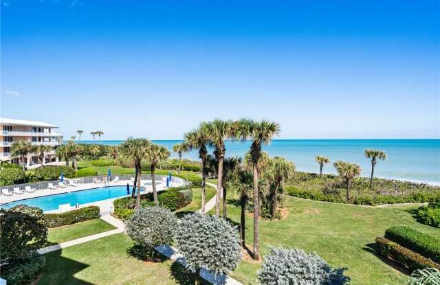 8866 N Sea Oaks Way unit: 208 photos photos