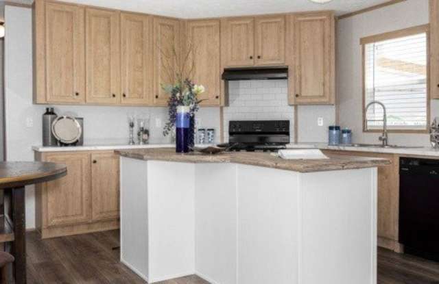 305 Sycamore Loop photos photos