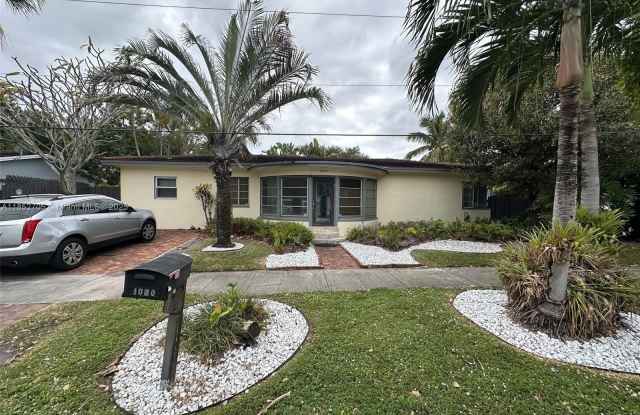 1000 W Las Olas Blvd photos photos