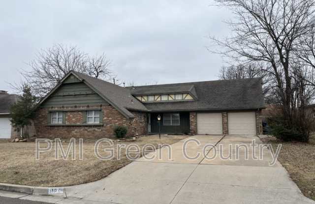 8174 E 31st Pl photos photos