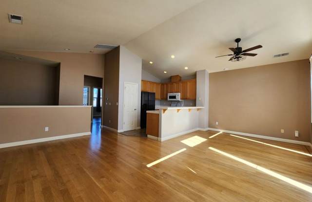 4 Bedroom for Rent in NW Santa Rosa photos photos