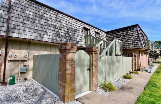 114 Saw Grass Bend photos photos