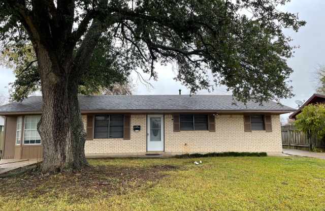 Central Bossier Beauty! photos photos