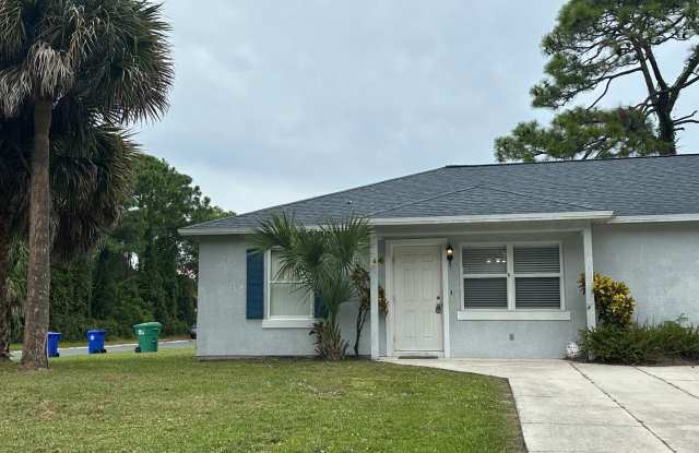 2 Bedroom 2 Bath Duplex - 182 Empress Avenue, Sebastian, FL 32958