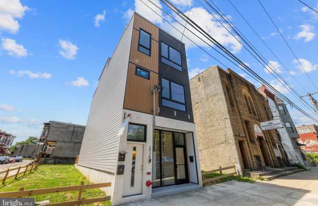 3934 W GIRARD AVENUE Gallery 4