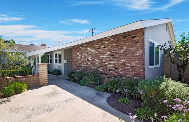 1312 E Concord Avenue Gallery 3