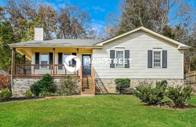 2004 Sanford Drive photos photos