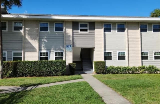 817 SKY LAKE CIRCLE - 817 Sky Lake Circle, Sky Lake, FL 32809
