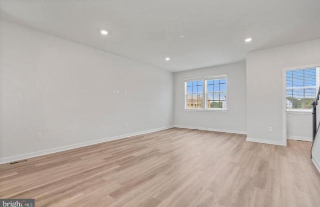 7518 DAYBREAK Drive Gallery 3