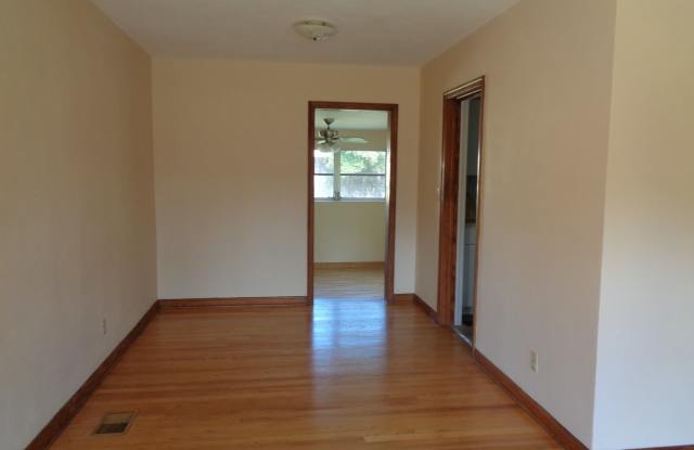3629 Sudbury Ave Gallery 3