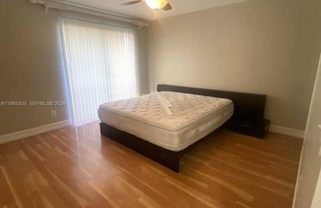 4601 Pier Dr photos photos