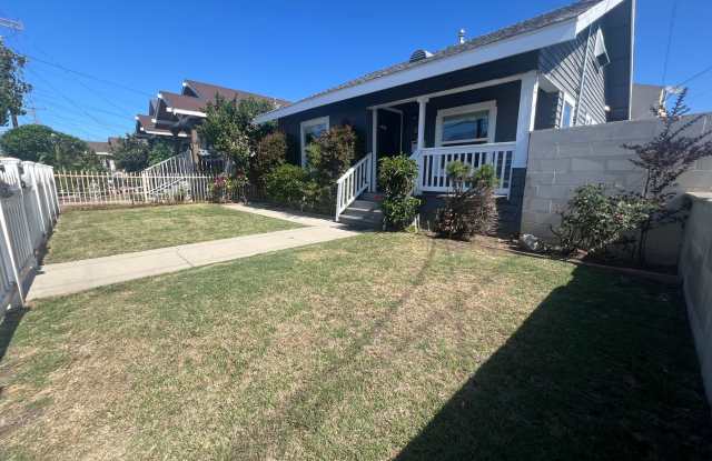 Craftsman Beauty with Upgrades | 2 Bed | 1 Bath | 1-car Garage photos photos