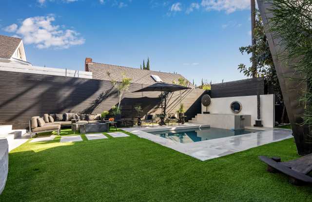 8752 Rangely Ave Gallery 2