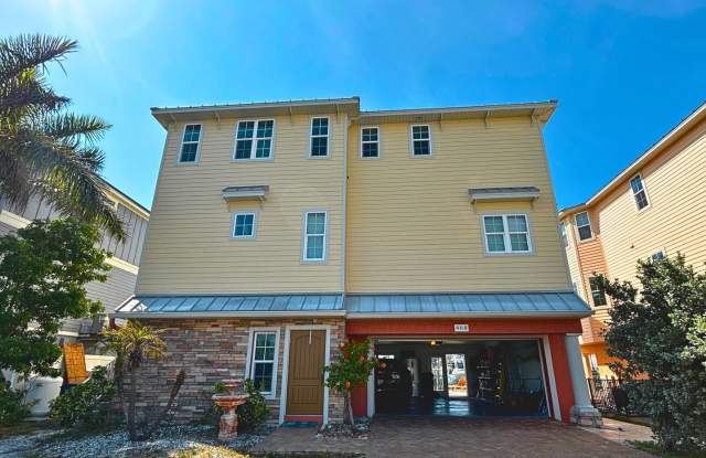 Available June 1st | Stunning Waterfront Home in Madeira Beach – 3 Bed / 3 Bath photos photos