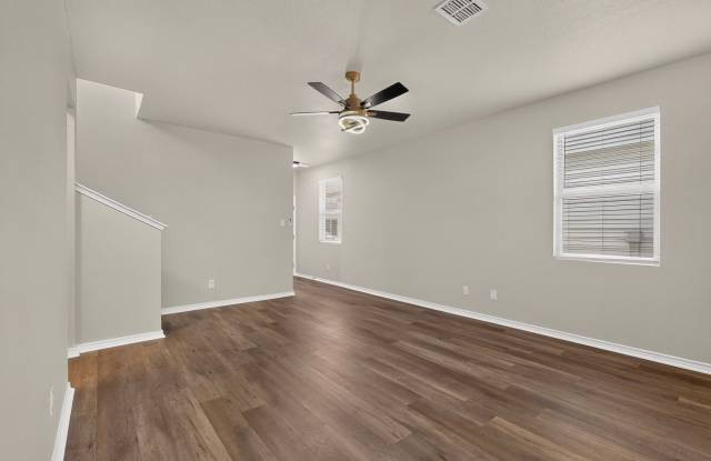 10423 GREEN PR Gallery 3