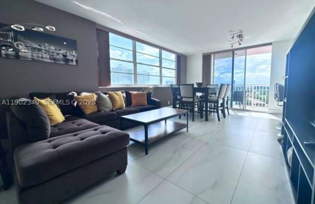 3161 S Ocean Dr Gallery 2