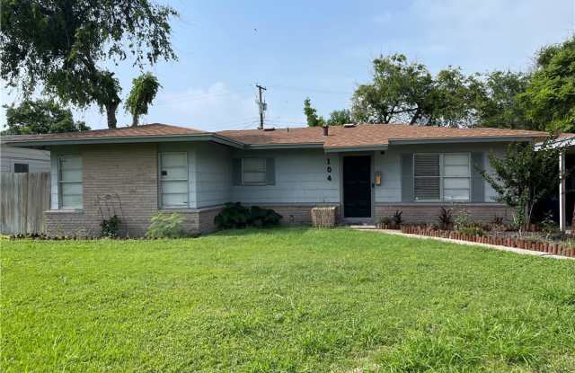 104 Maple - 104 Maple Drive, Portland, TX 78374