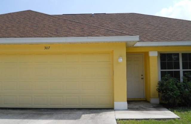 Greenbriar Location!  3 bedroom 2 bath 2 car garage! photos photos