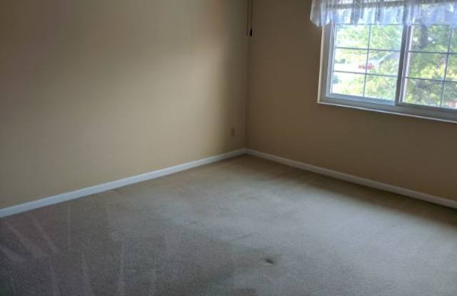 9642 Crosley Farm Dr Gallery 3