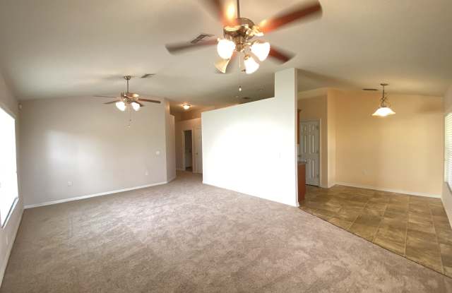 18438 Fish Loop Gallery 4