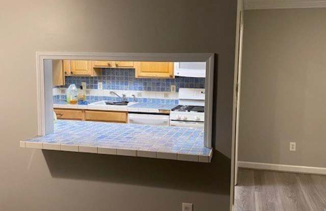 280 Gardner Avenue photos photos