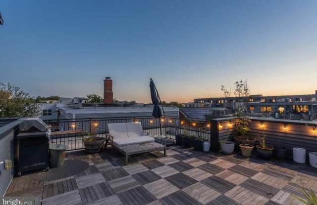 646 NEWTON Place NW Gallery 2