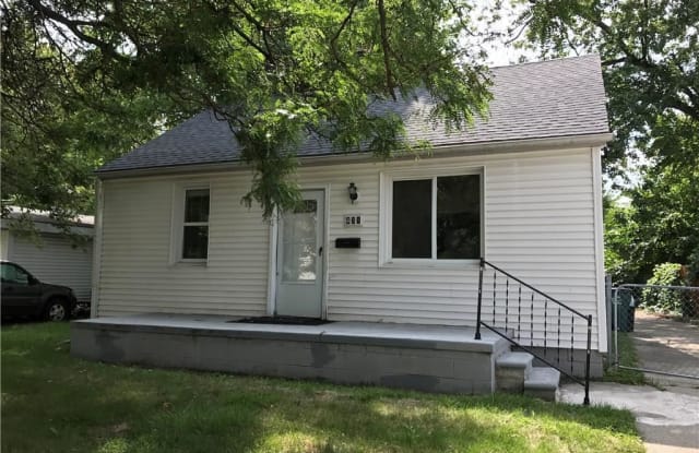 431 W Madge Ave - 431 West Madge Avenue, Hazel Park, MI 48030