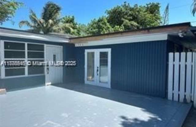 1410 SW 28th St - 1410 Southwest 28th Street, Fort Lauderdale, FL 33315