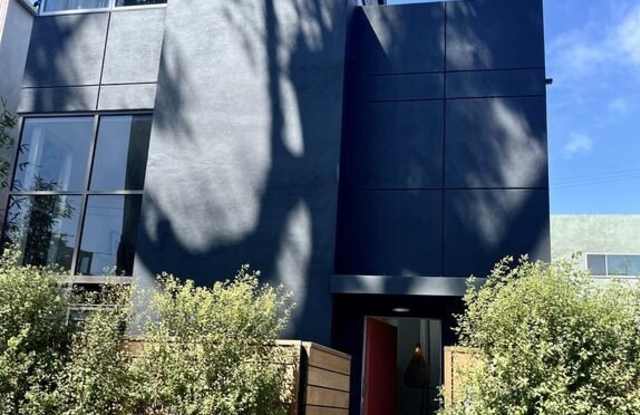 1523 Cabrillo Ave - 1523 Cabrillo Avenue, Los Angeles, CA 90291