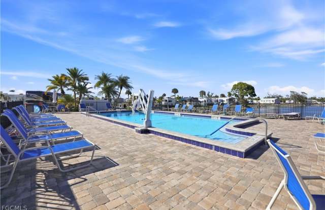 158 Nanaimo Trail photos photos