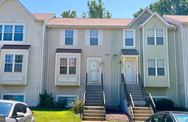 152 FIRETHORN CT #13-4 Gallery 2