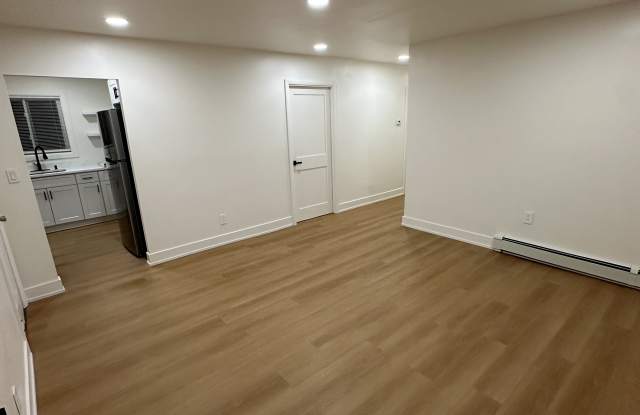 663 Bernon Street Gallery 4