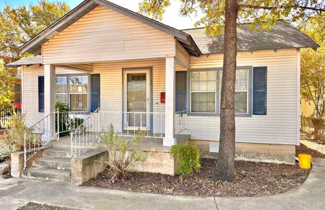 Hyde Park 3x2 House photos photos