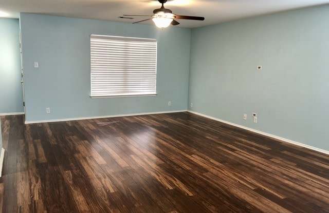 10348 Bobcat Bluff Gallery 3
