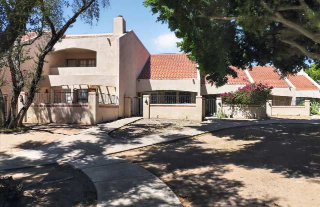11444 N 28TH Drive Gallery 3