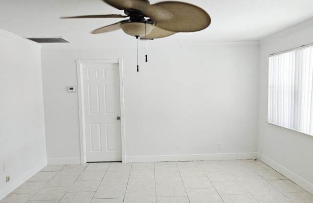 911 Burch Drive Gallery 4