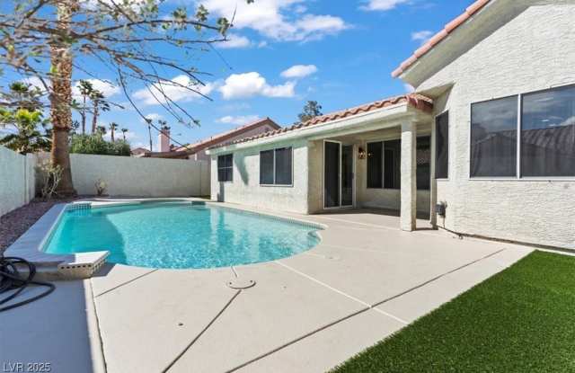 5709 LA COMA Way photos photos
