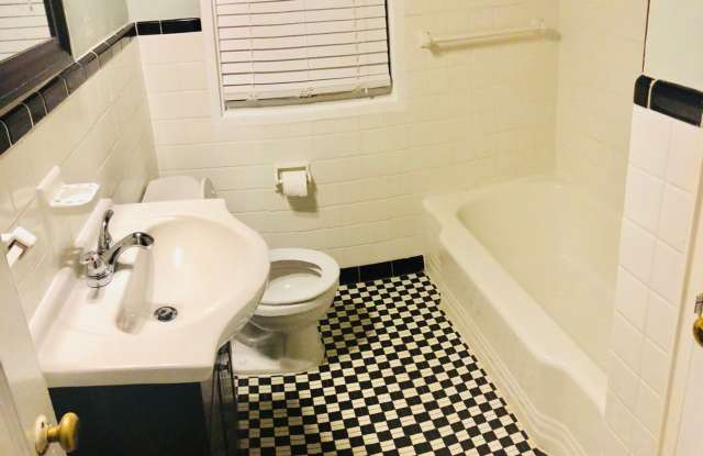 Avondale II Apartment Gallery 2
