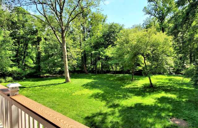 3530 MORNINGSIDE DRIVE Gallery 2