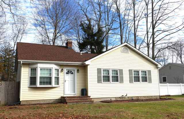 Updated 3 Bedroom / 2 Bath Home - 227 North Country Road, Miller Place, NY 11764 Updated 3 Bedroom / 2 Bath Home - 227 North Country Road, Miller Place, NY 11764