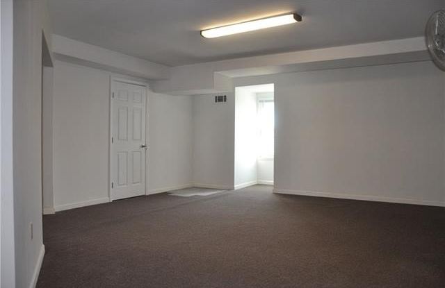 3212 S I 10 SERVICE Road Gallery 4