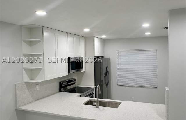 10630 NW 1st St photos photos