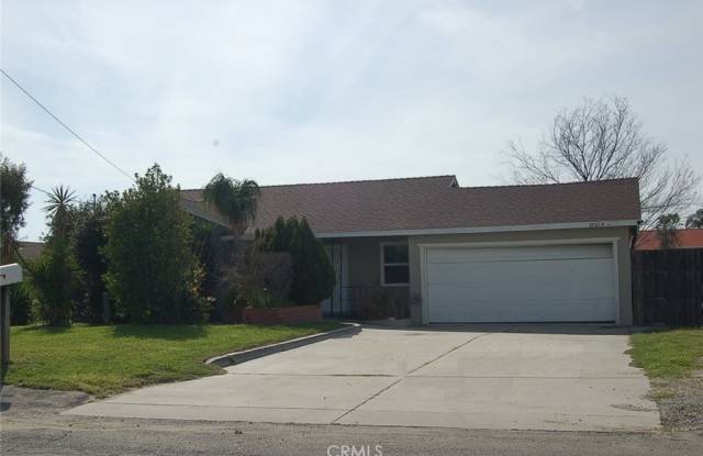 8932 Poplar Avenue - 8932 Poplar Avenue, San Bernardino County, CA 92335