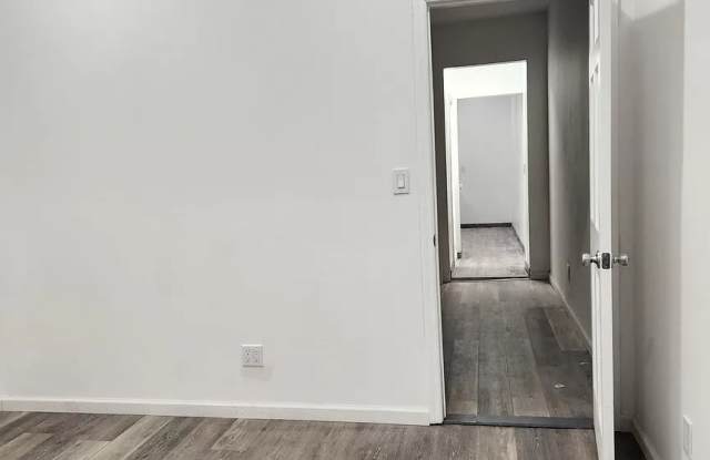 2355 Southern Blvd # 2355 Gallery 3