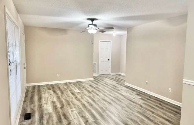 Updated 3-Bedroom Home in Oak Grove Near Fort Campbell! Gallery 4