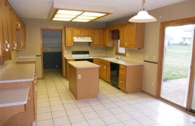 8416 Pember Brook Drive Gallery 2