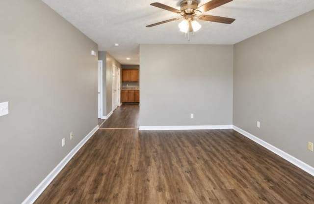 3 Bed 2 Bath Ranch home located close to post! Gallery 4