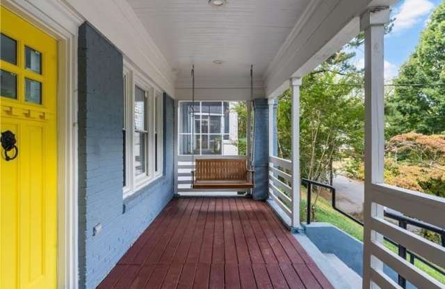 954 Byron Drive SW Gallery 2