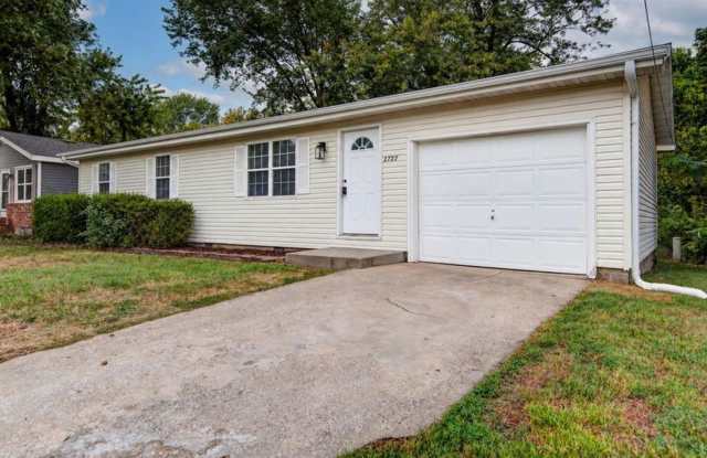 Cozy 3-Bedroom Home with Convenient Layout Gallery 3